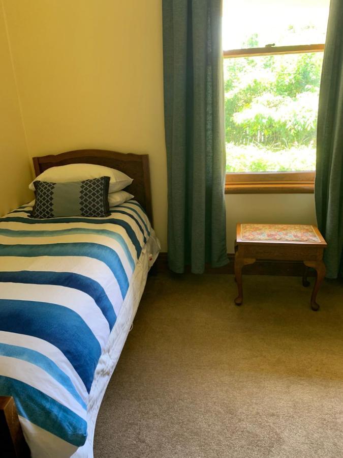 Villa In The Vines Martinborough Bagian luar foto
