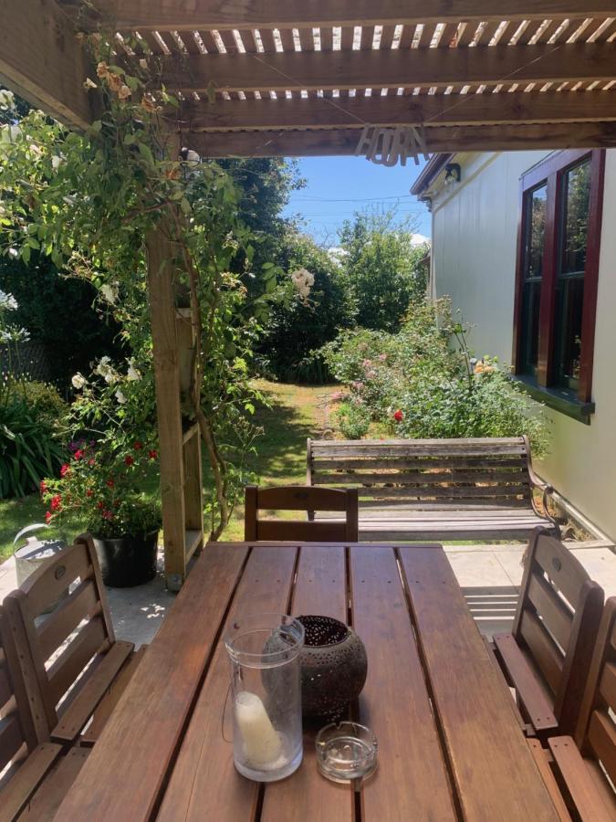 Villa In The Vines Martinborough Bagian luar foto