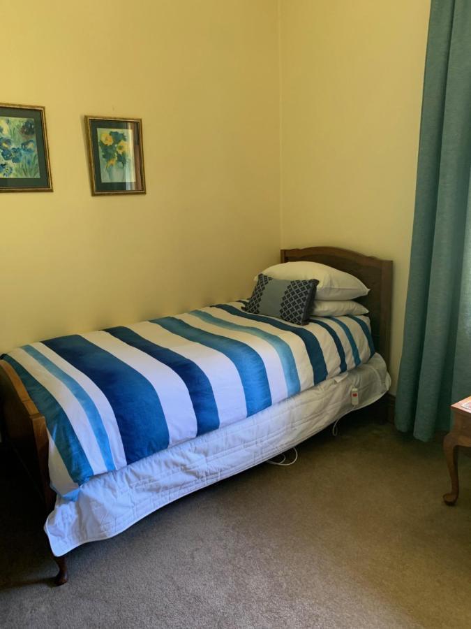Villa In The Vines Martinborough Bagian luar foto