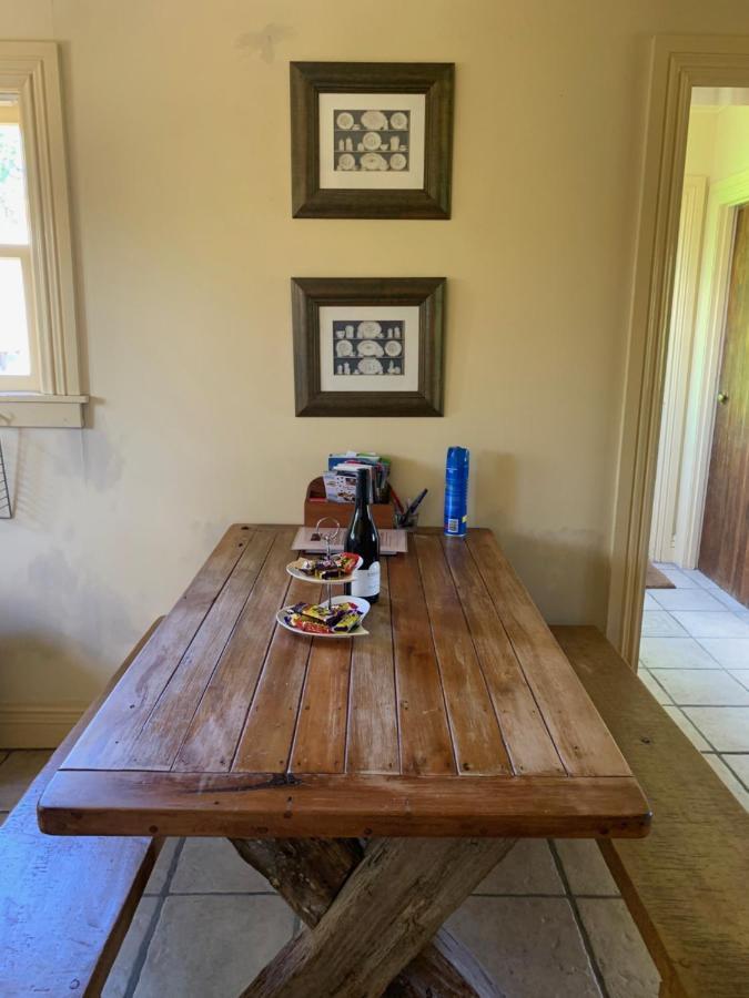 Villa In The Vines Martinborough Bagian luar foto