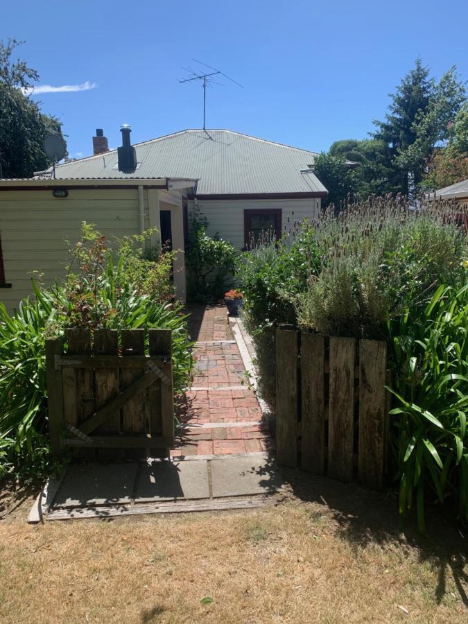 Villa In The Vines Martinborough Bagian luar foto