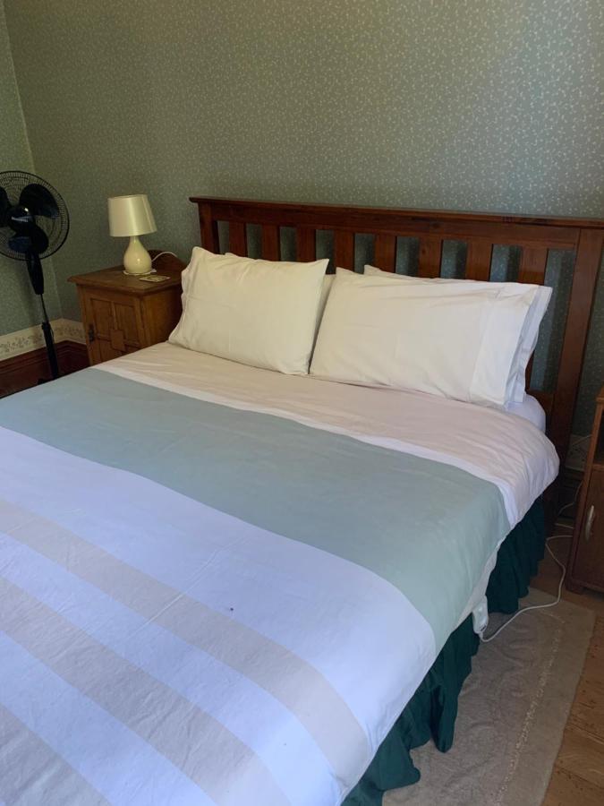 Villa In The Vines Martinborough Bagian luar foto